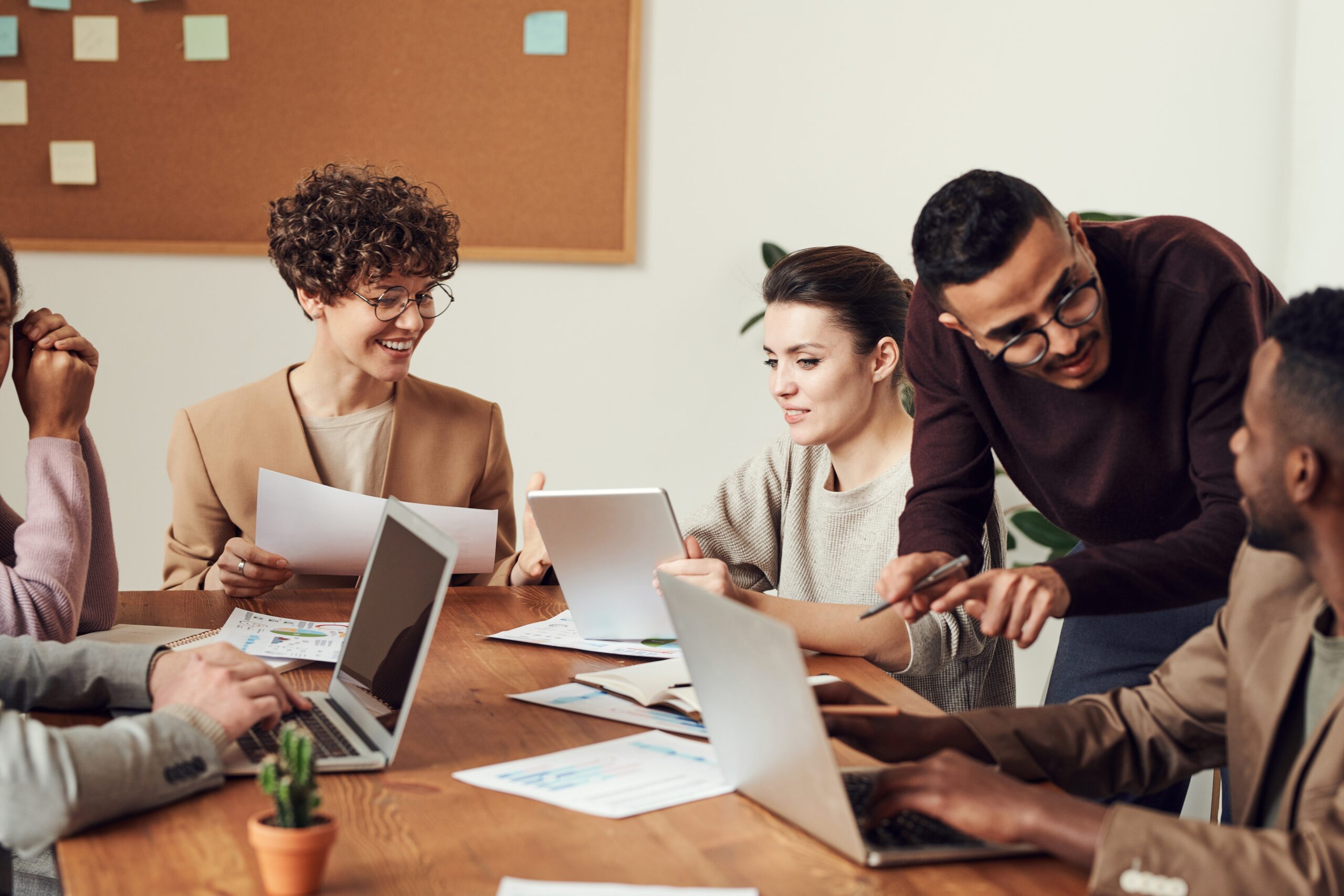 League of Virtual Assistants specialists at work
